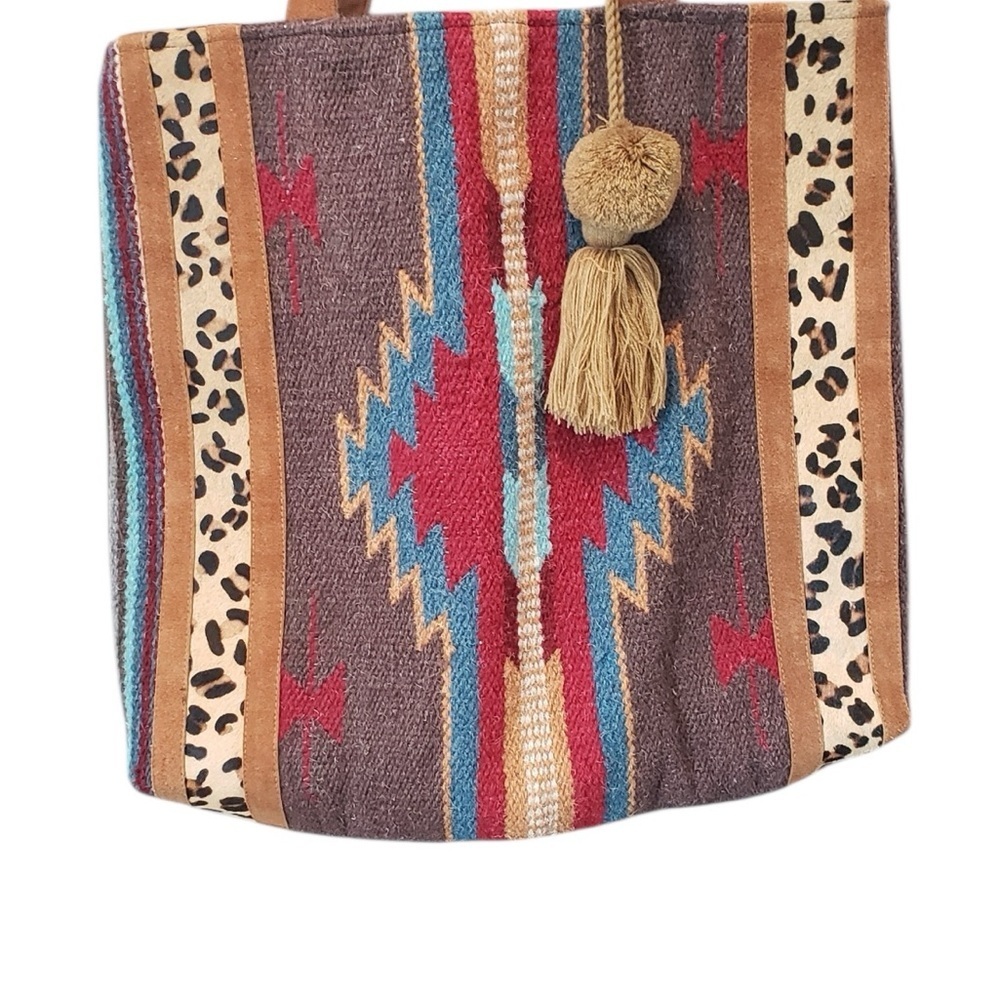 Panache Vibrant Woven Tote - Multicolor Design - Picture 2 of 4